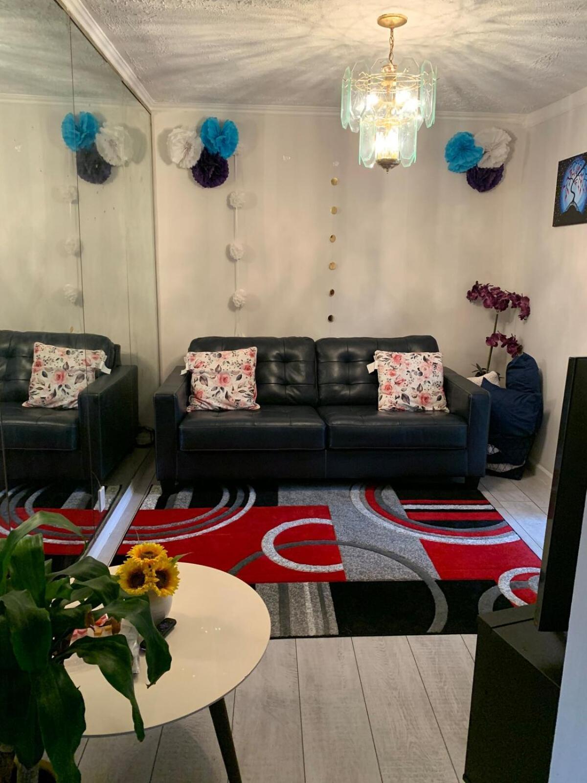 Cheerful 2 Bed Rooms Apartment In Heart Of Queens New York Exterior photo